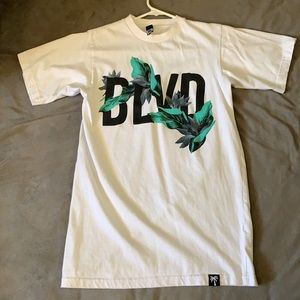 BLVD t shirt, size small